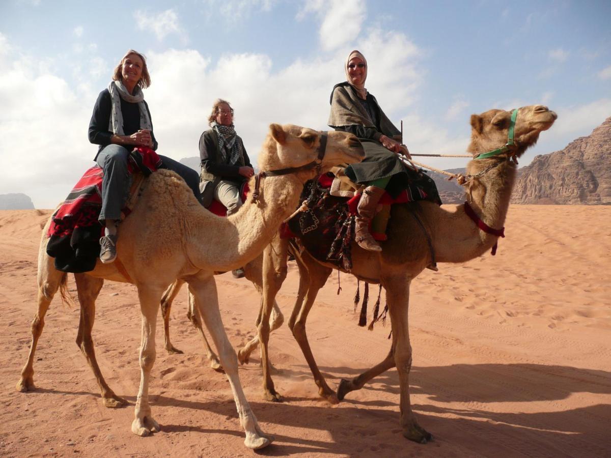 Hotel Mozoon Camp à Wadi Rum Extérieur photo