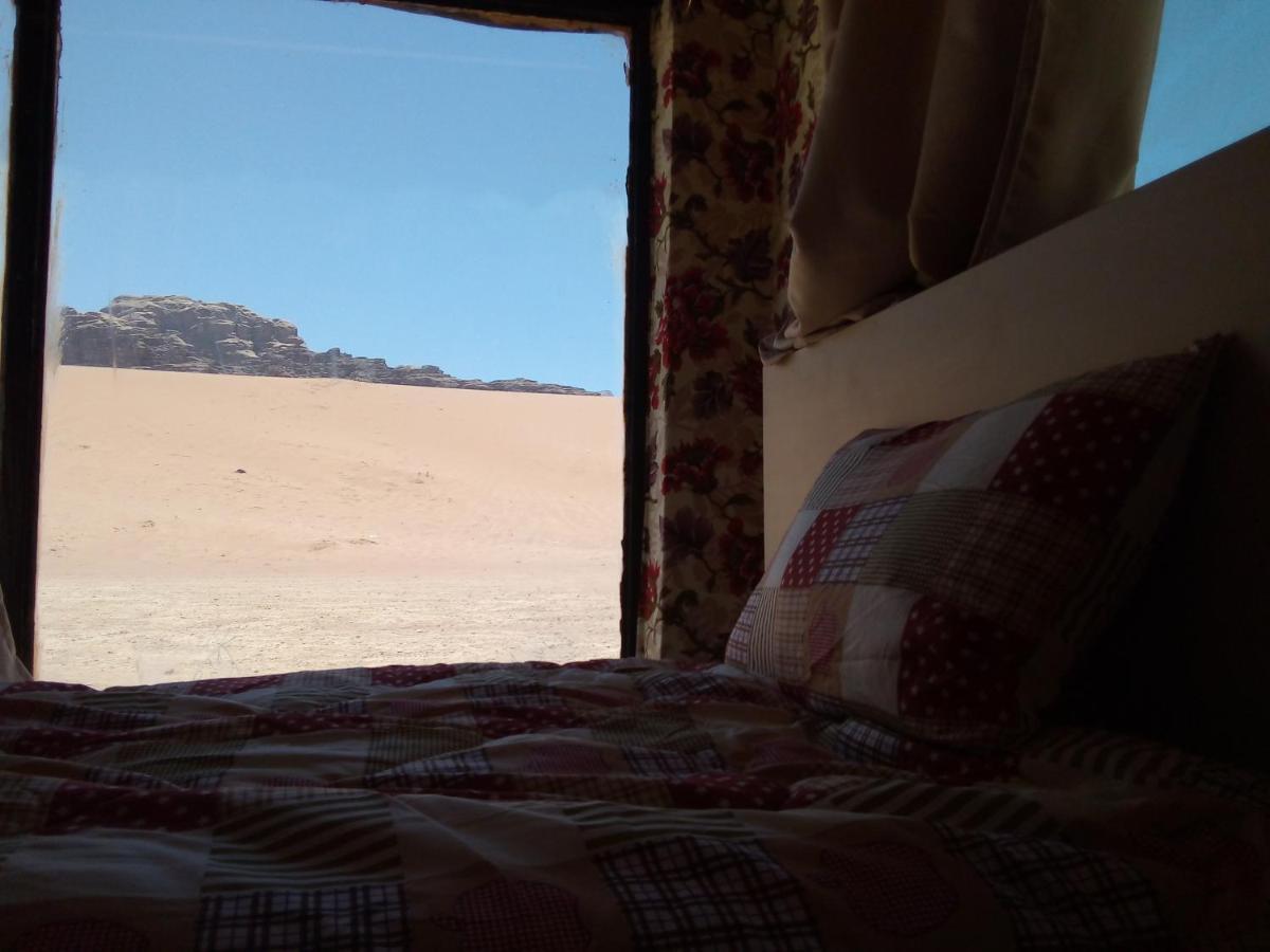 Hotel Mozoon Camp à Wadi Rum Extérieur photo