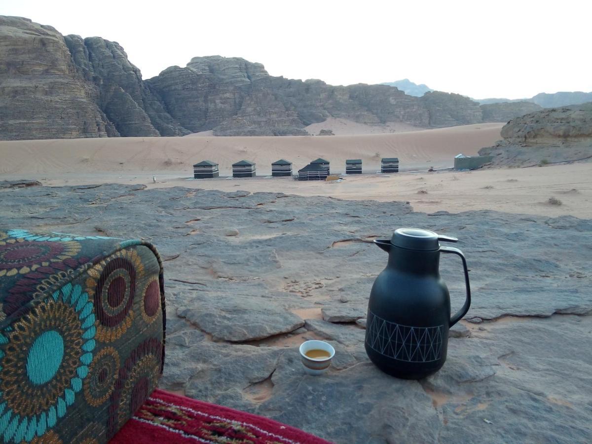 Hotel Mozoon Camp à Wadi Rum Extérieur photo
