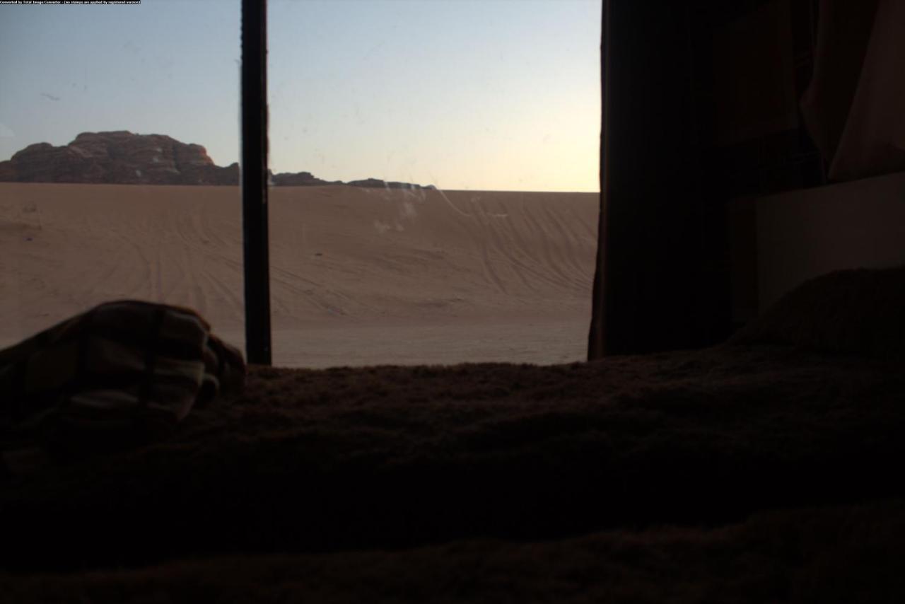 Hotel Mozoon Camp à Wadi Rum Extérieur photo